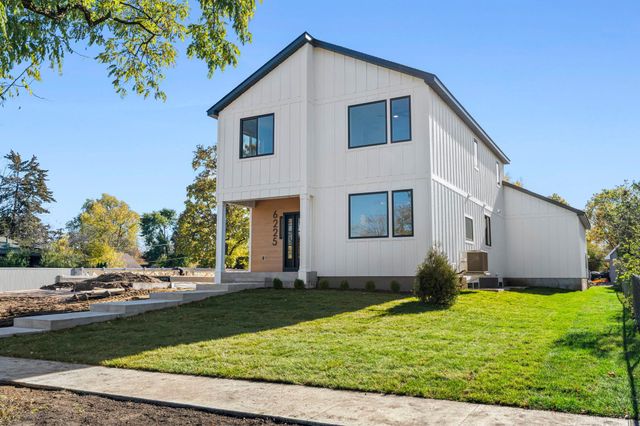 6225 W 37th Street, Saint Louis Park, MN 55416