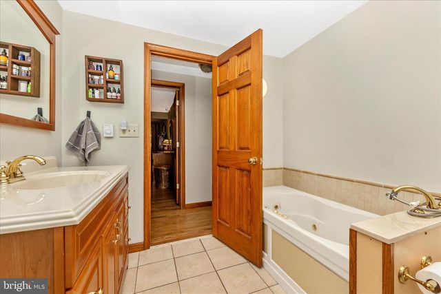 18617 BURNSIDE BRIDGE RD, Sharpsburg, MD 21782