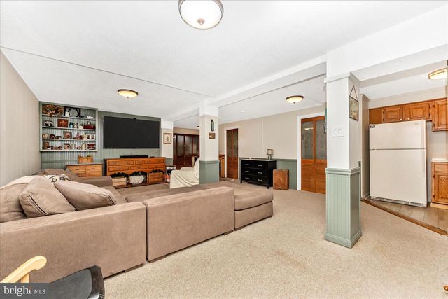 18617 BURNSIDE BRIDGE RD, Sharpsburg, MD 21782