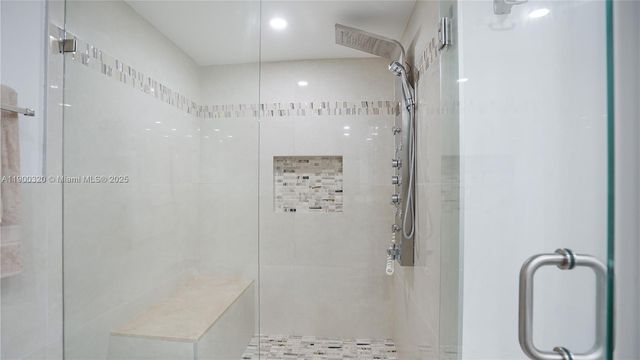 2017 S Ocean Dr 1510, Hallandale Beach, FL 33009