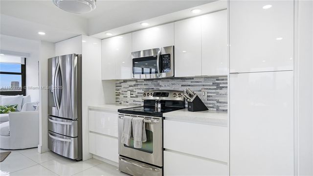 2017 S Ocean Dr 1510, Hallandale Beach, FL 33009