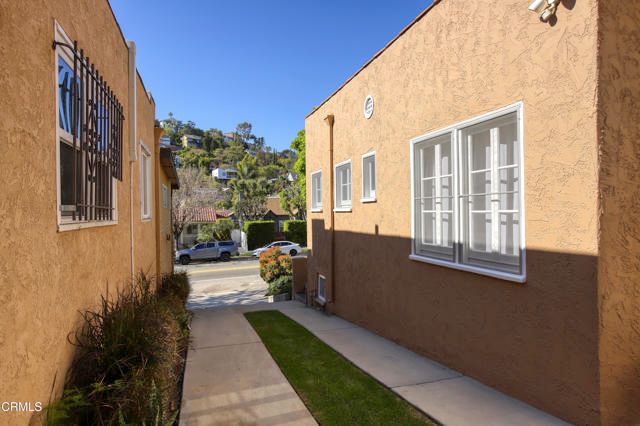 1818 Silver Lake Boulevard, Los Angeles, CA 90026