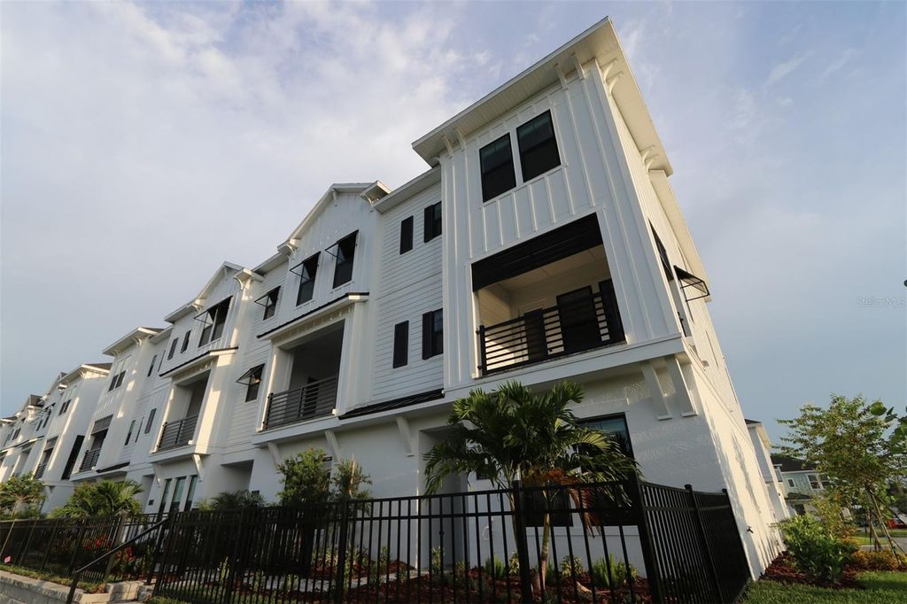 7200 SUTTON LANE, Sarasota, FL 34240