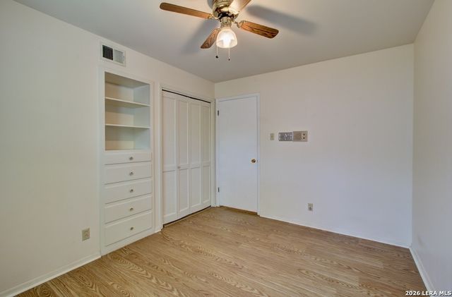 121 Young, Universal City, TX 78148