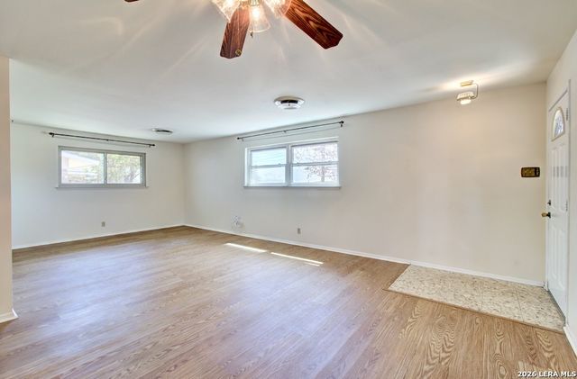 121 Young, Universal City, TX 78148