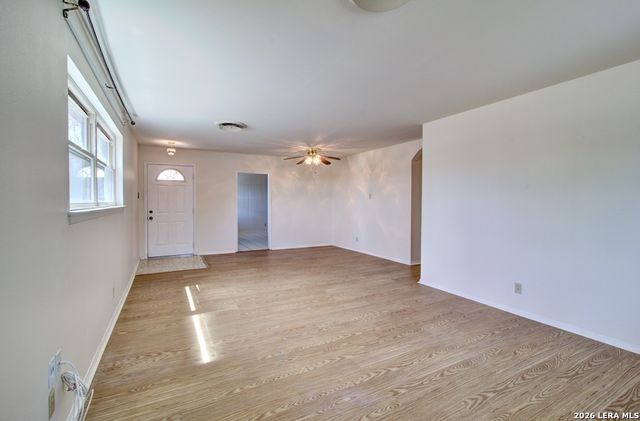 121 Young, Universal City, TX 78148