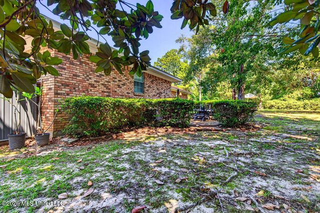 674 Hilo Street, Diamondhead, MS 39525