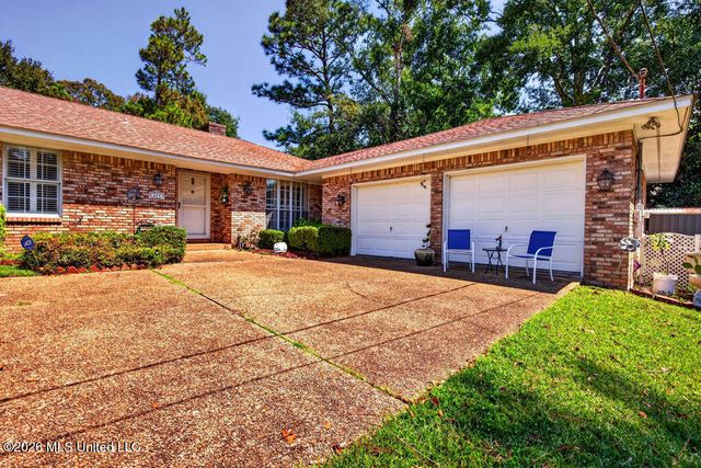674 Hilo Street, Diamondhead, MS 39525