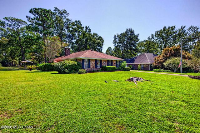 674 Hilo Street, Diamondhead, MS 39525