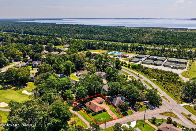 674 Hilo Street, Diamondhead, MS 39525