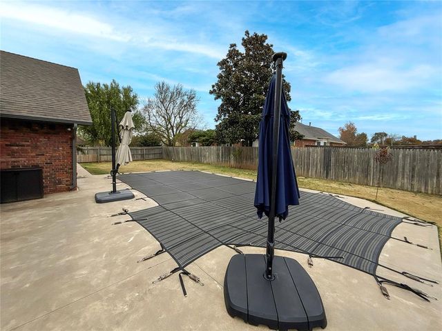 1329 SW 106th Place, Oklahoma City, OK 73170