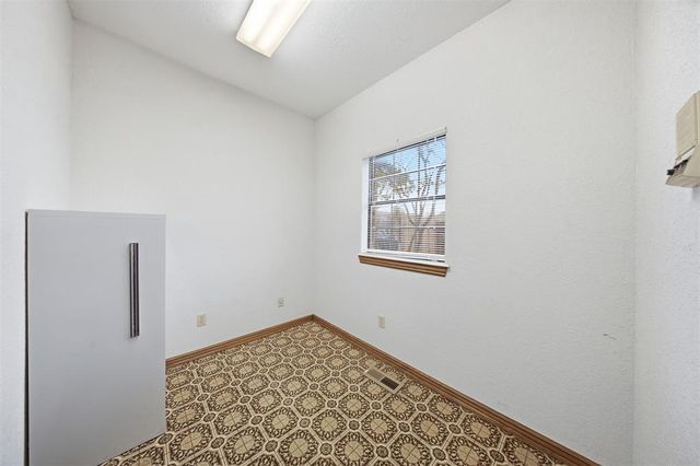 1329 SW 106th Place, Oklahoma City, OK 73170