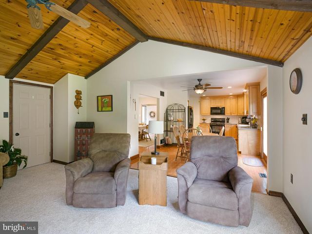 214 LEWISVILLE RD, Lincoln University, PA 19352
