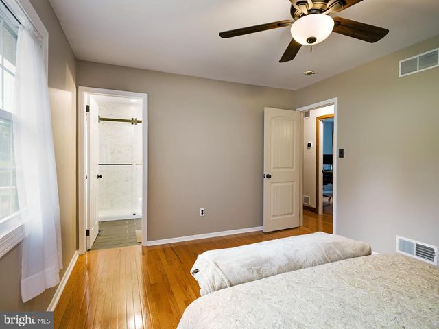 214 LEWISVILLE RD, Lincoln University, PA 19352