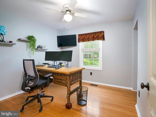 214 LEWISVILLE RD, Lincoln University, PA 19352