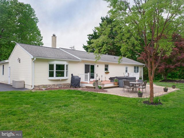 214 LEWISVILLE RD, Lincoln University, PA 19352