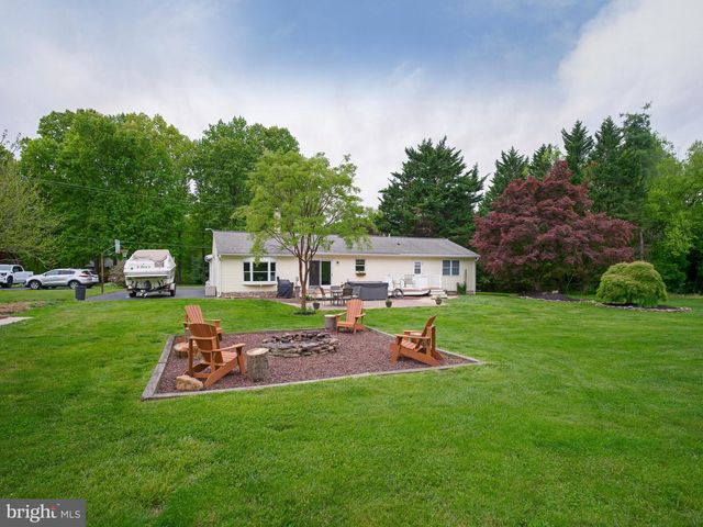 214 LEWISVILLE RD, Lincoln University, PA 19352