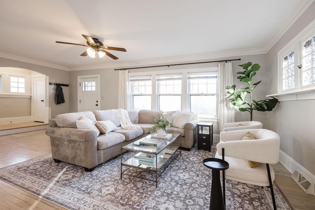 285 Queen Avenue N, Minneapolis, MN 55405 — photo 5