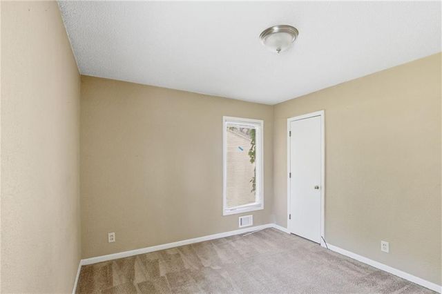 4300 S Liberty Street, Independence, MO 64055