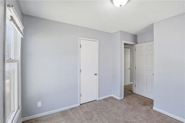 4300 S Liberty Street, Independence, MO 64055