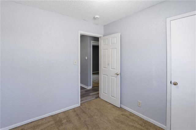 4300 S Liberty Street, Independence, MO 64055