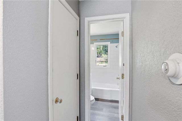 4300 S Liberty Street, Independence, MO 64055