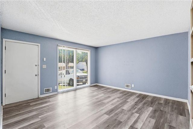4300 S Liberty Street, Independence, MO 64055