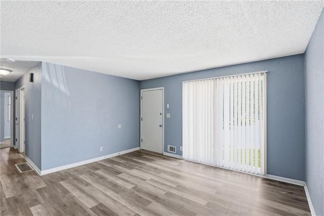 4300 S Liberty Street, Independence, MO 64055