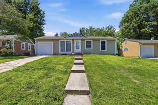 4300 S Liberty Street, Independence, MO 64055