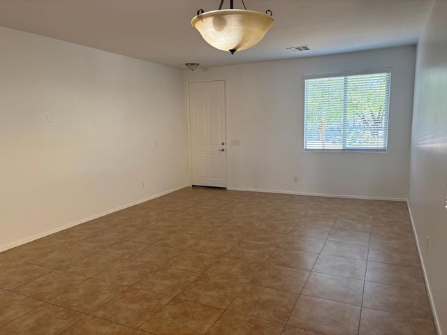 7628 W Spur Drive, Peoria, AZ 85383