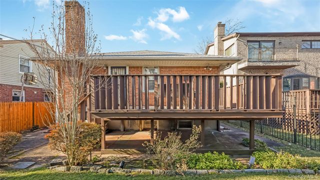 85-19 212th Street, Hollis Hills, NY 11427