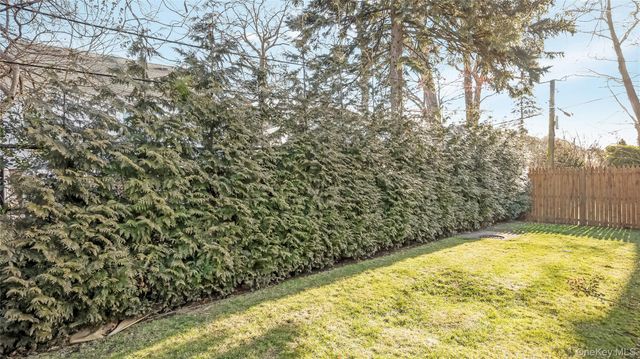 85-19 212th Street, Hollis Hills, NY 11427