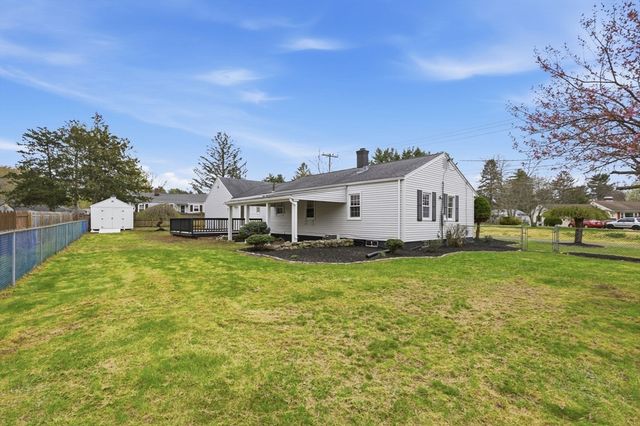 177 Flint St, Springfield, MA 01129