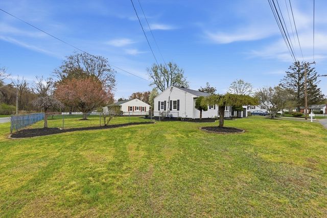 177 Flint St, Springfield, MA 01129