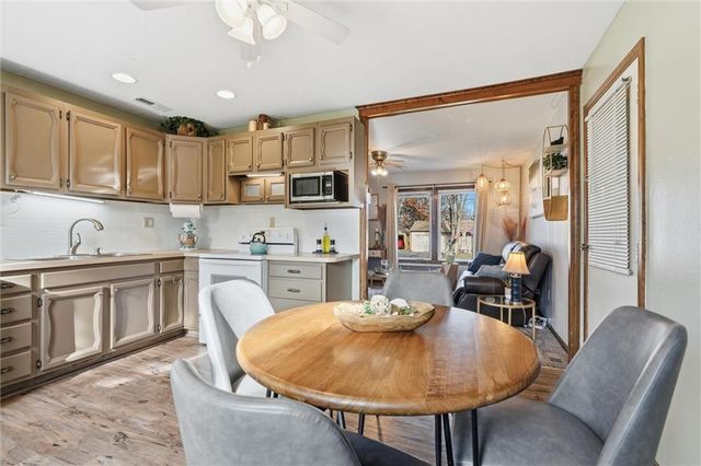 1829 Brook Street, Lawrence, KS 66044