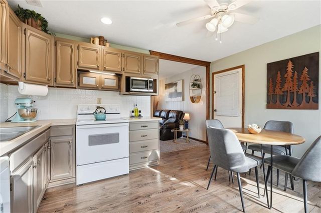 1829 Brook Street, Lawrence, KS 66044