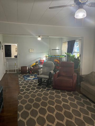 203 N Hickory Street, Monett, MO 65708