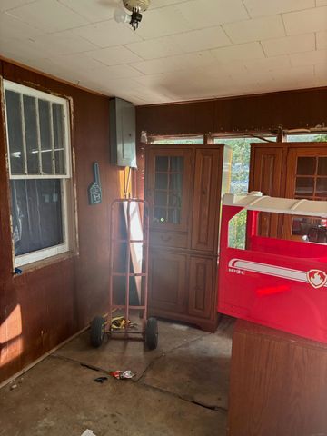 203 N Hickory Street, Monett, MO 65708