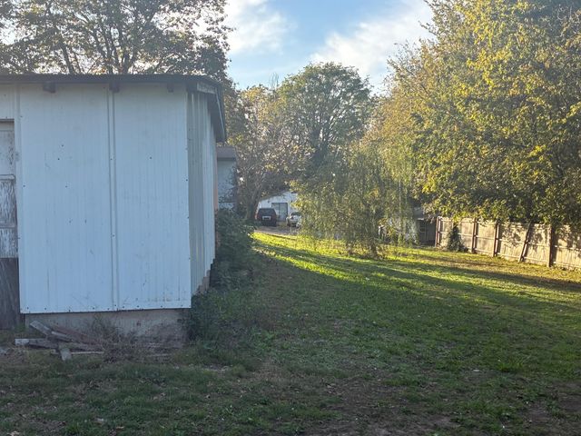 203 N Hickory Street, Monett, MO 65708