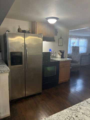 203 N Hickory Street, Monett, MO 65708