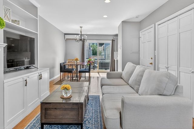 67 Sullivan Street 3, Boston, MA 02129
