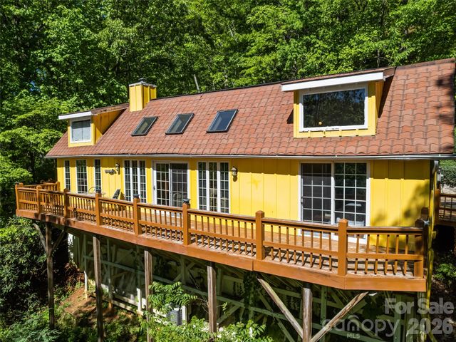 969 Mountain View Drive, Maggie Valley, NC 28751