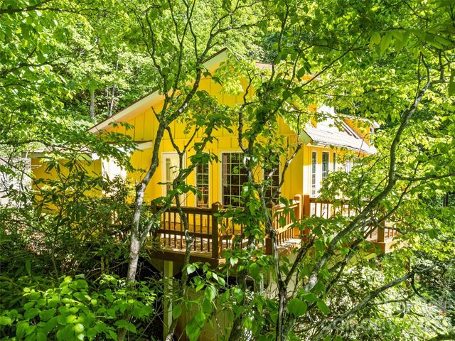 969 Mountain View Drive, Maggie Valley, NC 28751