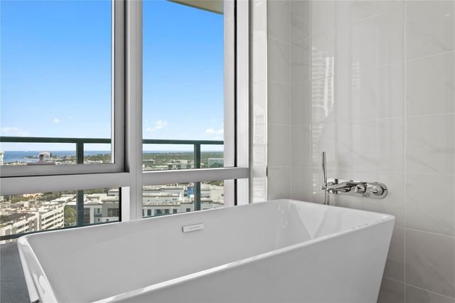 400 CENTRAL AVENUE 1801, St Petersburg, FL 33701