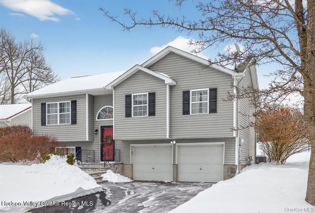 9 Yale Drive, Walden, NY 12586
