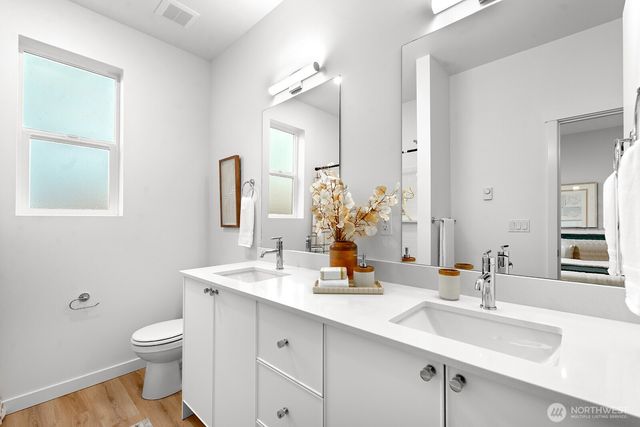 1411 SW 111th Lane, Seattle, WA 98164