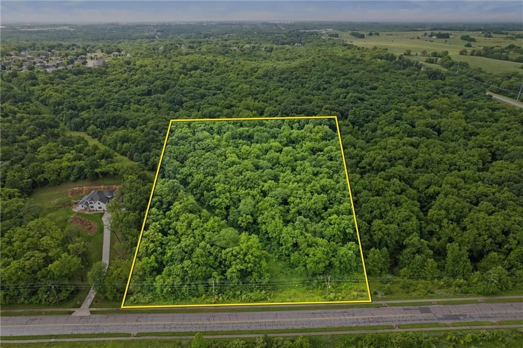 11315 Hollingsworth Road, Kansas City, KS 66109