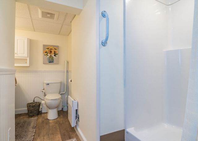 26 Briar Hill Rd, Williamsburg, MA 01096
