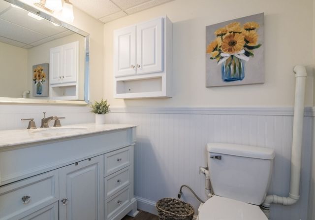 26 Briar Hill Rd, Williamsburg, MA 01096