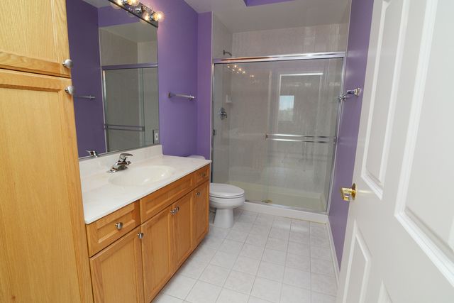 6801 N MILWAUKEE Avenue 707, Niles, IL 60714